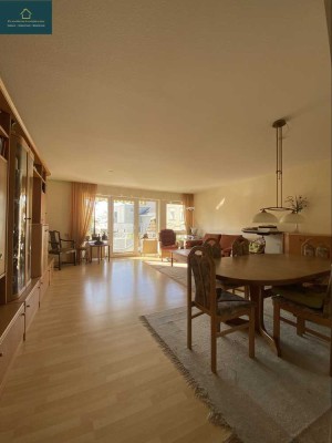 Komfortabel wohnen: 2-Zimmer mit Balkon, Aufzug und TG-Stellplatz