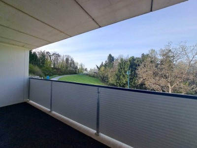 mit Anlegerwohnung 4,5 % Rendite - vermietet - mit Lift + Stellplatz