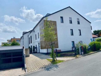 Exklusive 2-Zi. Whg. mit EBK in ruhiger & zentraler Lage mit Balkon