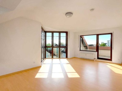 große 1-Zimmer Wohnung mit Balkon und Blick auf den Taunus - Tiefgaragenstellplatz