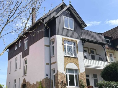 RESERVIERT! Villenwohnung mit viel Potential