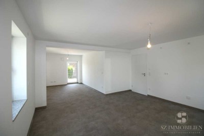 Kernsanierte 2-Zimmer-Wohnung mit Terrasse, Stellplatz u.v.m. in Oberzeuzheim