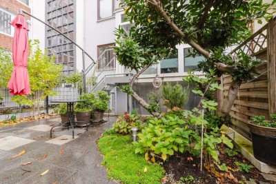 Neuwertige Hochparterre-Wohnung mit Garten in der Bahnhofsvorstadt