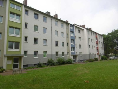 Schöne 2-Zimmerwohnung mit verglaster Loggia in Bielefeld-Brackwede.