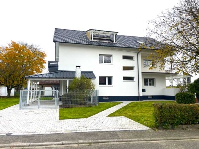 Kernsanierte 3-Zimmer-Wohnung mit Dachterrasse und Garage in Kehl-Goldscheuer