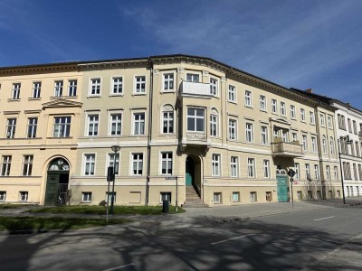 Kleine 1-Raum-Wohnung mit Balkon und Einbauküche