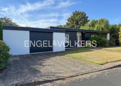 BARRIEREARMES WOHNEN! GEPFLEGTER BUNGALOW IN FELDRANDLAGE