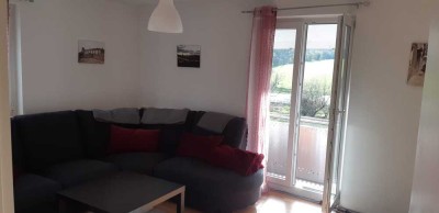 Möblierte 3-Zimmer-Wohnung mit Balkon und EBK in Rudersberg