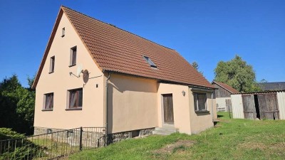 Großzügiges Wohnkonzept mit Garten