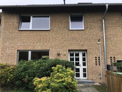 Ihr neues Zuhause in St. Tönis – großzügiges Reihenmittelhaus mit Garage und Südwest-Garten!