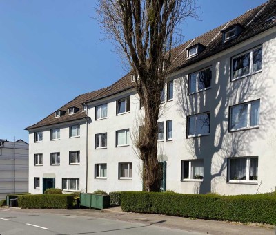 Moderne 2 Zimmer-Wohnung mit zusätzlichem Mansardenzimmer im Zooviertel