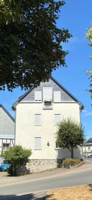 Ansprechende 3-Zimmer-Maisonette-Wohnung in Hohenahr