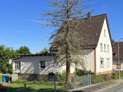 Geräumiges Ein- bis Zweifamilienhaus in ruhiger Lage.