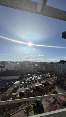Lichtdurchflutete Garconniere im Herzen von Baden