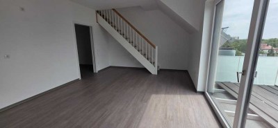 Teichperle Merseburg: 3-Zimmer Maisonettewohnung im Dachgeschoss mit Balkon