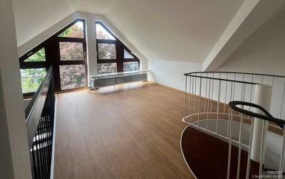 1Grundmehr. Charmante Maisonette-Wohnung mit Wohlfühlfaktor in sehr ruhiger Lage von Solln!