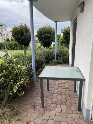Gemütliche, helle 2-Zi-Wohnung mit kleiner Terrasse