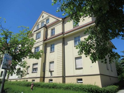Ab 01.12.25!! Helle 1-Raum-Wohnung mit Tageslichtbad und Balkon Nähe HBK