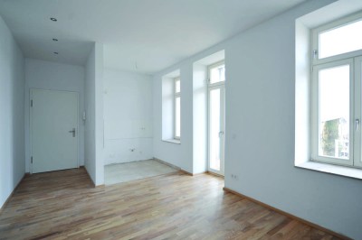 Blick auf den Karl-Heine Kanal I 2 Zimmer I Parkett I Balkon I Tageslichtbad I Eigennutzung Ende 26