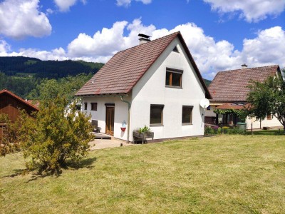 Gepflegtes und gemütliches Einfamilienhaus in ruhiger Sackgasse in Hönigsberg – mit sonniger Terrasse, Keller &amp; Doppelcarport