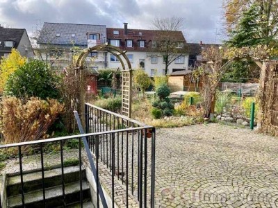 **TRAUMWOHNUNG FÜR`S TÄGLICH SANFTE ERWACHEN **Stilvolle 4-Zi.Mais.-Whg. m. Garten in Essen-Borbeck