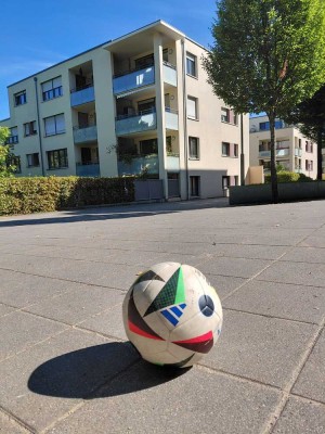 Schönes modernes Reihenhaus / Maisonette, ohne Dachschrägen