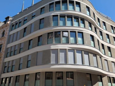Luxus Pur im Penthouse! Exklusive 5 Zi-WE mit Sauna-Dachterrasse-Klimadecke-EBK-2 Bäder im Zentrum