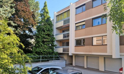 Helle 2-Zimmer-Loggia Wohnung mit Gemeinschaftsgarten an den Weinbergen in Baden