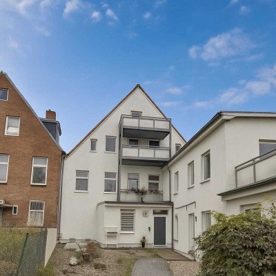 3,5-Zimmer-Wohnung mit direktem Traveblick in erster Reihe von Travemünde