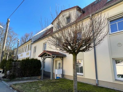 * rollstuhlgerechte 4-Raumwohnung in historischem Altbau im Dorfkern von Liegau-Augustusbad *