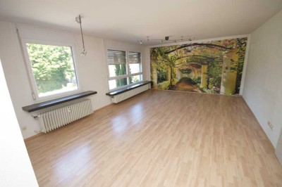 Helle und geräumige Dreizimmerwohnung in Willsbach zu vermieten!