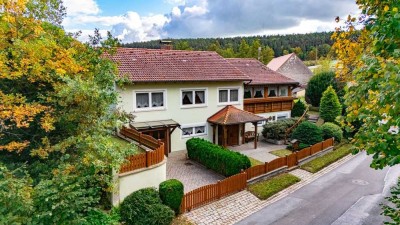 HEGERICH: Idyllisch wohnen mit Weitblick – ideal für Familien oder Generationenwohnen