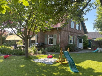 Traumhaftes Einfamilienhaus mit Garten und Einliegerwohnung