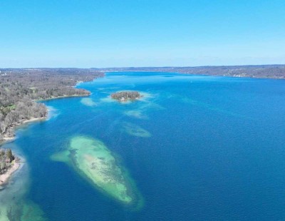 Ⓣ Das See-Refugium. Parkähnliches Grundstück mit eigenem Ufer. Private Sonnenaufgänge & Seeruhe.