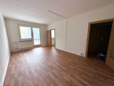 reserviert ! // tolle 1 Zimmer Wohnung mit Balkon // Achtung  -Kautionsfrei //