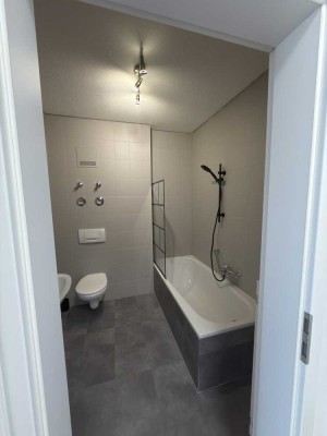 Renovierte 1-Zimmer Wohnung in zentraler Lage