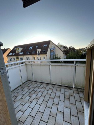 **3 Raum Wohnung mit Balkon