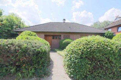 Ihr neues Zuhause: Ebenerdiger Bungalow mit Charme, Vollkeller und Potenzial