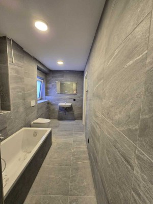 1300 € - 120 m² - 5.0 Zi.