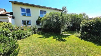 Energieeffizientes Einfamilienhaus in Feldrandlage von NB-Ravolzhausen