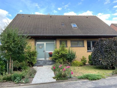Großzügiges Einfamilienhaus in ruhiger Sackgassenlage von Kempen-St. Hubert