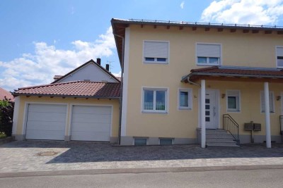 Günstige 5-Zimmer-Doppelhaushälfte mit geh. Innenausstattung und EBK in Langenbruck Reichertshofen