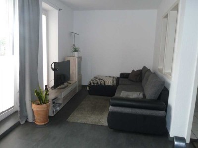 Helle 2-Zimmer Wohnung im 2. OG mit Balkon in Hamburg-Bahrenfeld ab 01.11.25