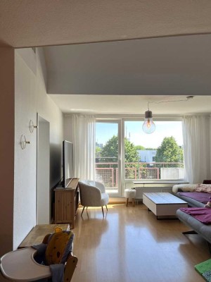 Monheim am Rhein: Großzügiger Wohntraum auf 2 Etagen in ruhiger und schöner Lage!