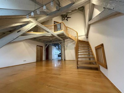 Altstadttraum über den Dächern von Endingen, mit 40 m² Dachterrasse und Fernblick