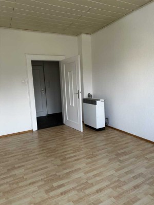 Geschmackvolle, sanierte 2-Zimmer-Wohnung mit Balkon in Nürnberg