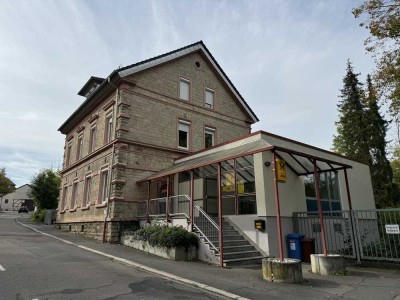 Historisches Wohn- und Geschäftshaus mit modernem Komfort! Über 6% Rendite!