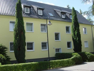 Modernisierte Hochparterre-Wohnung in ruhiger Lage zu vermieten!