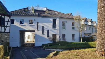 Bad Honnef-Rhöndorf - Neuwertige und großzügige Maisonette-Wohnung