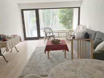 Augsburg, möblierte 2-Zi-Wohnung (65 m2) zu vermieten